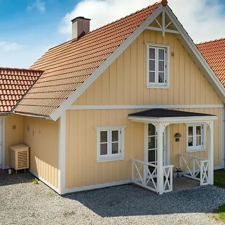 Holiday home Moa Blavand